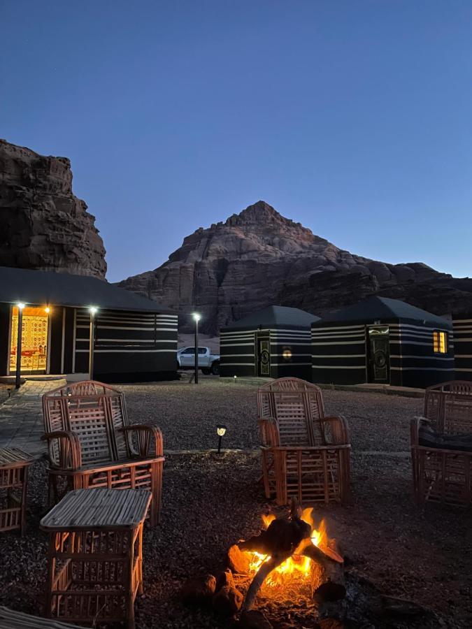Desert Jewel Camp Wadi Rum Exteriör bild